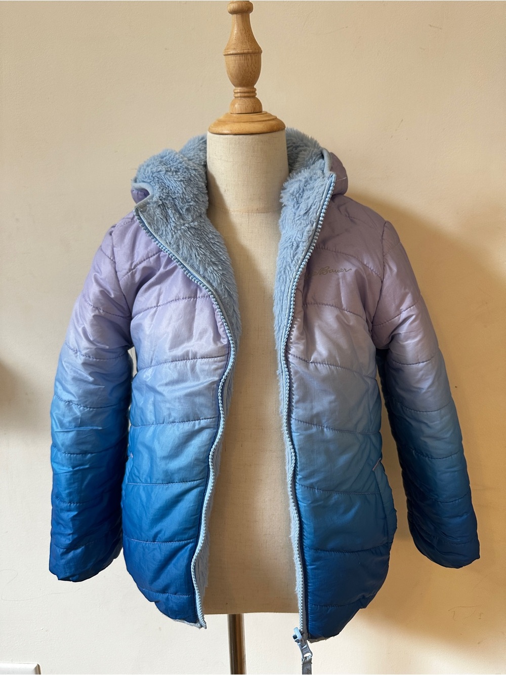Eddie Bauer Reversible Ombré Blue Quilted Puffer Jacket with Faux Fur Lining